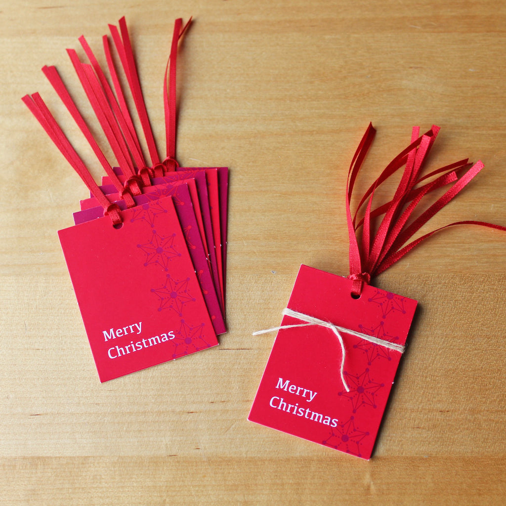 12 Red Gift Tags: Christmas design